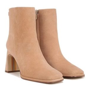 NEW IN BOX: Sam Edelman Irie Suede Booties size 6
